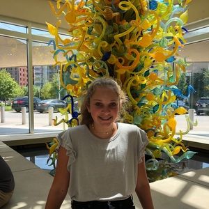 Meet your Posher, Madison